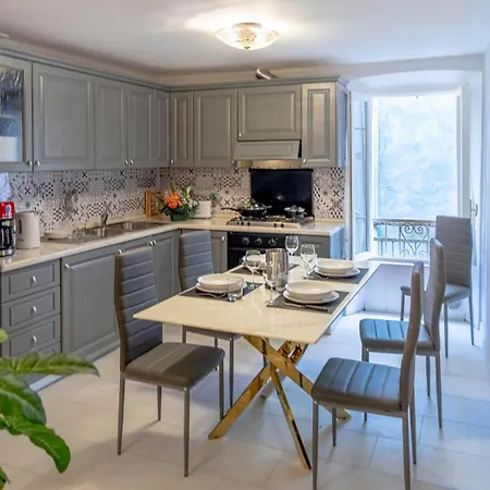 Sharazad Apartament *