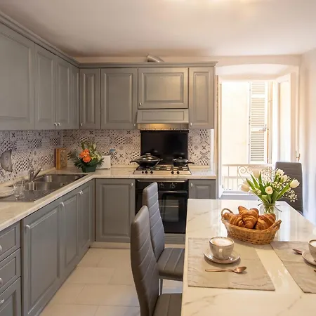 Sharazad Apartament Pallanza
